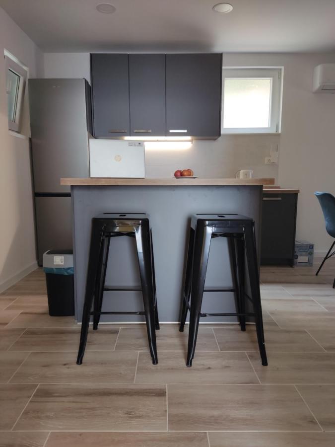 Apartment Varga Sveti Juraj Bagian luar foto